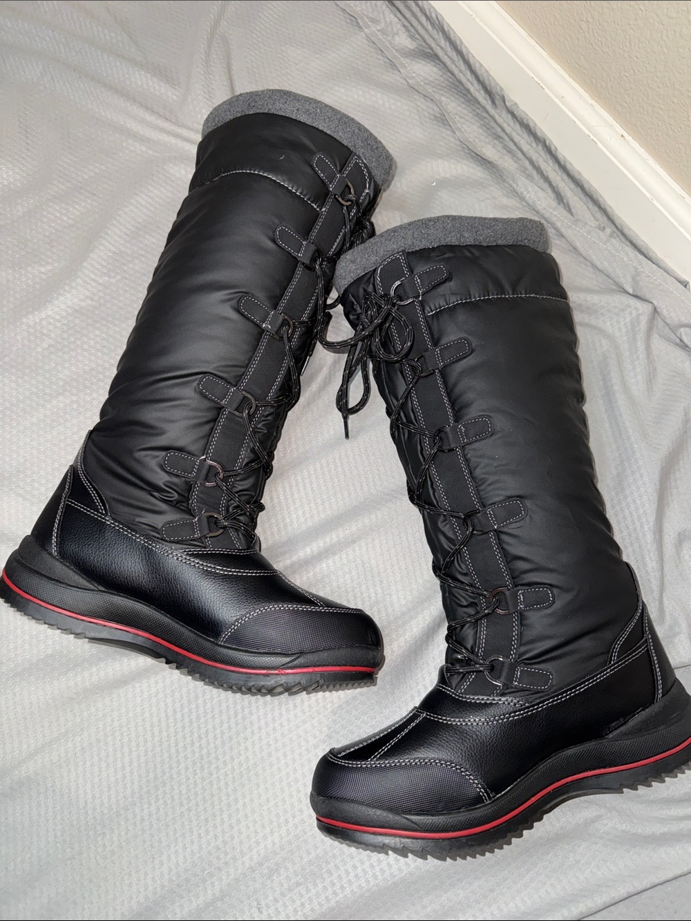 Cougar Canada Women’s Black Canuck 3 Lace Up Tall Winter Snow Boots - Sz 9, NWOB - Picture 8 of 13